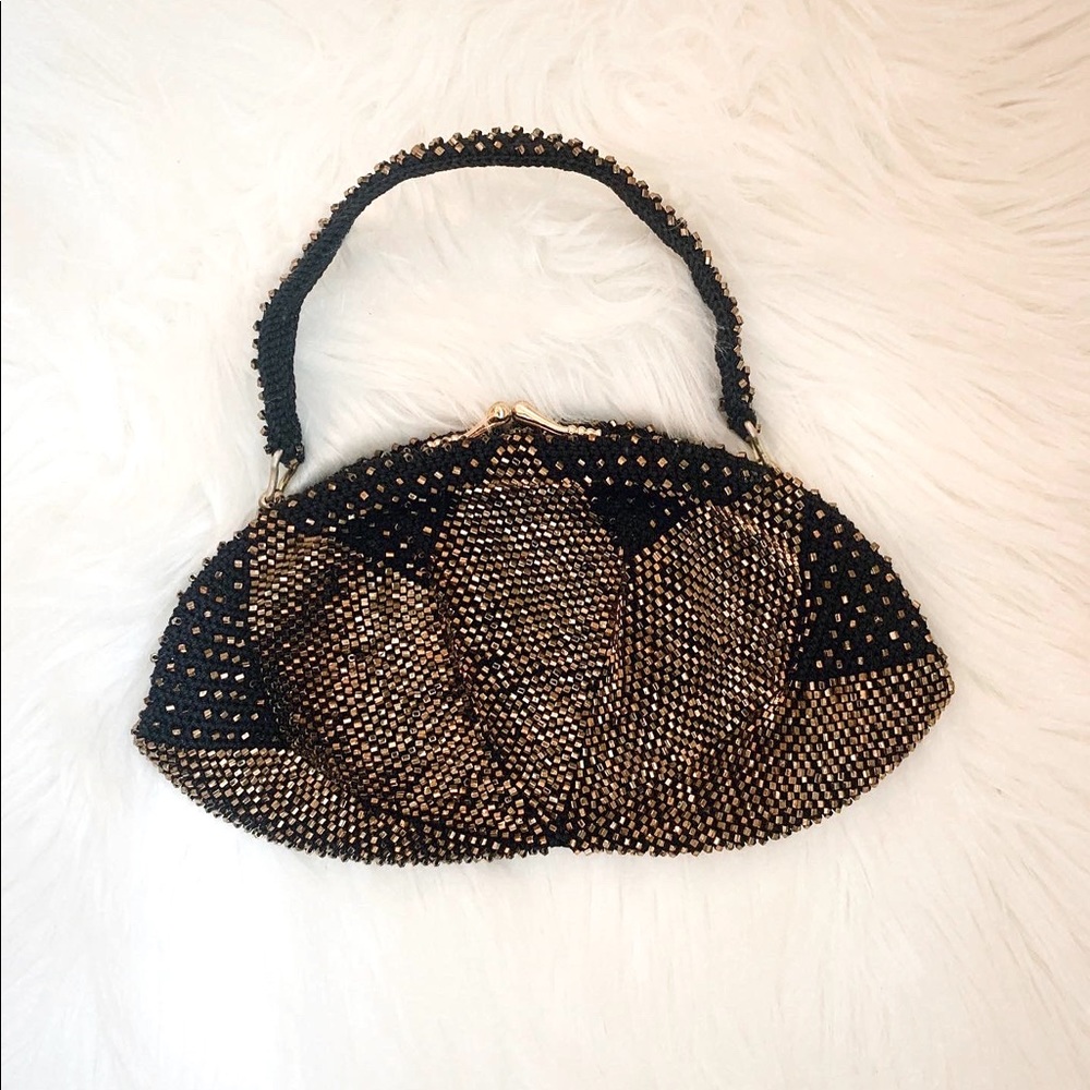 Vintage beaded gold/black clutch